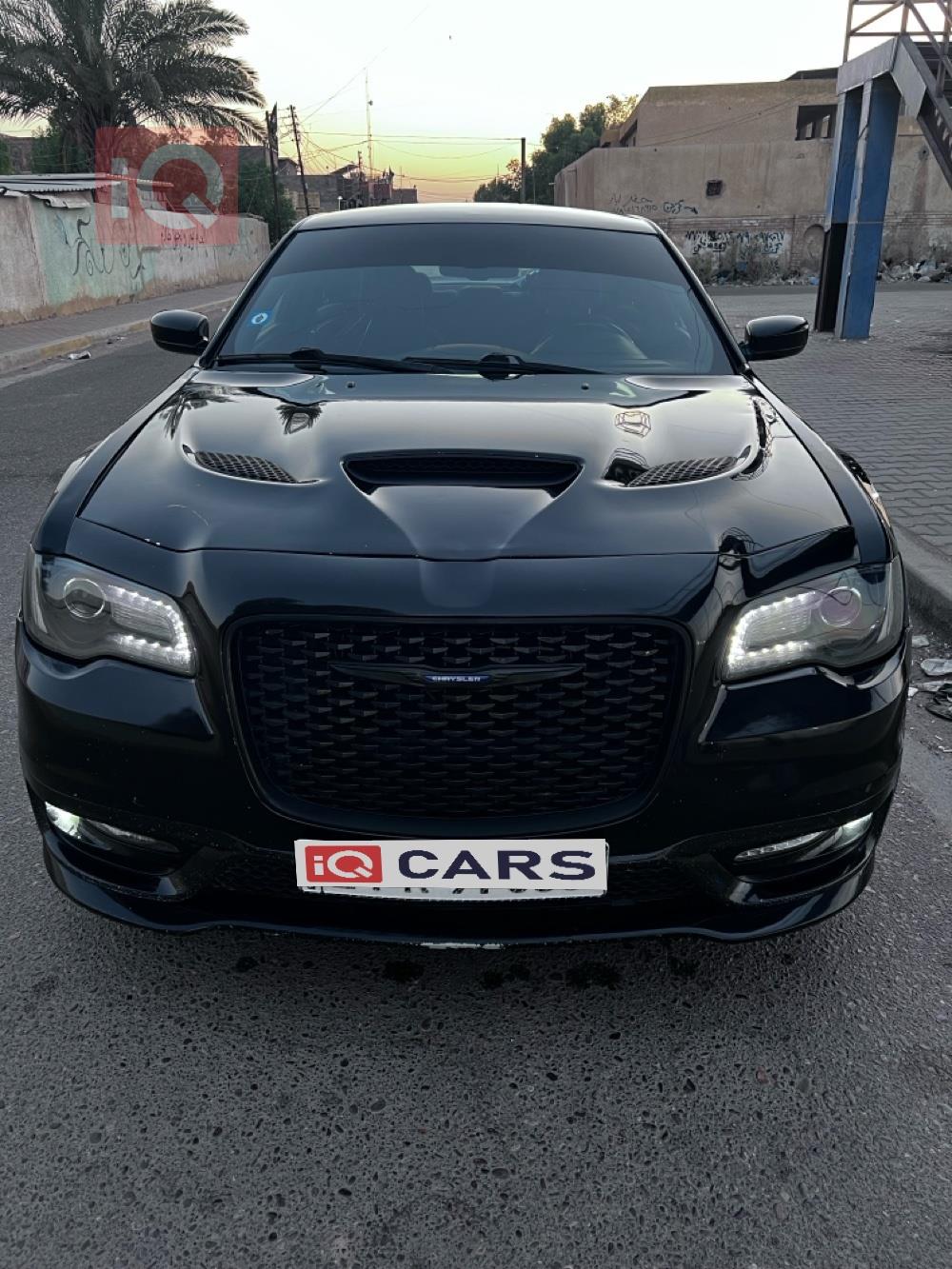 كرايسلر 300